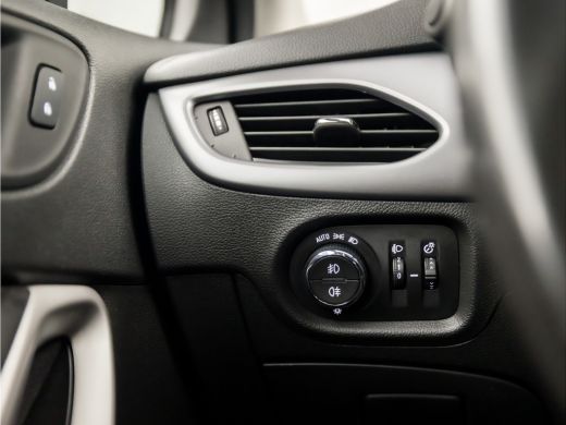 Opel Astra Sports Tourer 1.2 Sport (APPLE CARPLAY, NAVIGATIE, CRUISE, CAMERA, SPORTSTOELEN, PARKEERSENSOREN,... ActivLease financial lease