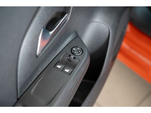 Opel Corsa 1.2 Turbo 100 PK Edition Automaat | Navigatie | Apple Carplay & Android Auto | Parkeersensoren | ... ActivLease financial lease