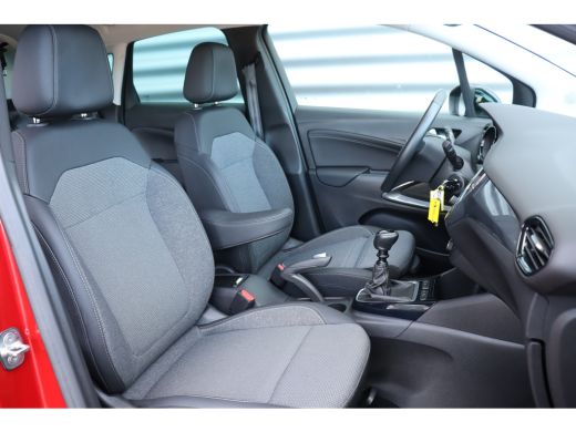 Opel Crossland 1.2 TURBO 110PK ELEGANCE LEVEL 4 / NAVI / LEDER / CLIMA / AGR / 16" LMV / CAMERA / FULL-LED / 1E ... ActivLease financial lease