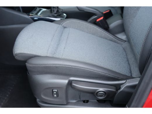 Opel Crossland 1.2 TURBO 110PK ELEGANCE LEVEL 4 / NAVI / LEDER / CLIMA / AGR / 16" LMV / CAMERA / FULL-LED / 1E ... ActivLease financial lease