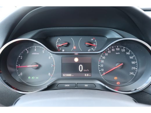 Opel Crossland 1.2 TURBO 110PK ELEGANCE LEVEL 4 / NAVI / LEDER / CLIMA / AGR / 16" LMV / CAMERA / FULL-LED / 1E ... ActivLease financial lease