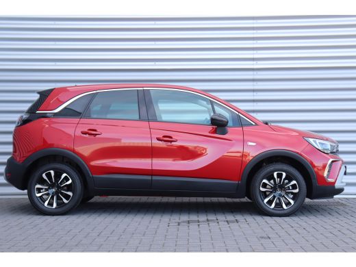 Opel Crossland 1.2 TURBO 110PK ELEGANCE LEVEL 4 / NAVI / LEDER / CLIMA / AGR / 16" LMV / CAMERA / FULL-LED / 1E ... ActivLease financial lease