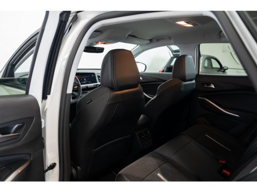 Opel Grandland 1.6 Turbo Plug-In Hybrid 4x4 GSe | Rondom Camera | Stoel en Stuurverwarming | AGR Stoelen | Keyle... ActivLease financial lease