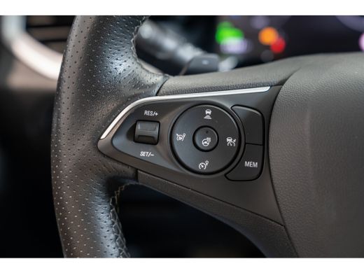 Opel Grandland 1.6 Turbo Plug-In Hybrid 4x4 GSe | Rondom Camera | Stoel en Stuurverwarming | AGR Stoelen | Keyle... ActivLease financial lease