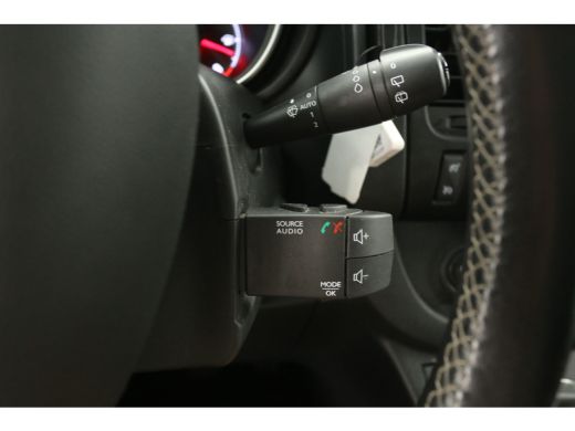 Opel Vivaro 1.6 CDTI 146PK L2H1 | Dubbele Cabine | 5 Persoons | Airco Cruise Camera 2xSchuifdeur Leder PDC 17... ActivLease financial lease
