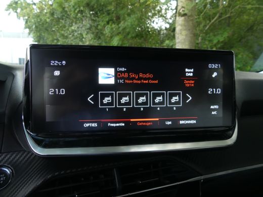 Peugeot 2008 1.2 PureTech 130PK Allure Pack Automaat | CAMERA | NAVI | PARKEERSENSOREN | CLIMATE CONTROL | ActivLease financial lease