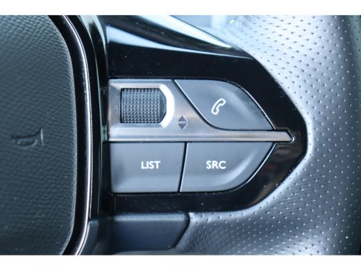 Peugeot 208 1.2 PURETECH 100PK GT PACK / NAVI / LEDER / CLIMA / PDC / 17" LMV / CAMERA / KEYLESS / FULL-LED /... ActivLease financial lease