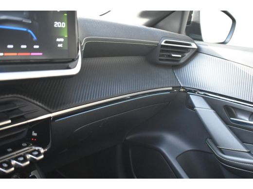Peugeot 208 1.2 PureTech GT-Line 100pk Automaat | Panoramadak | Adaptive Cruise | Stoelverwarming | Dodehoek-... ActivLease financial lease