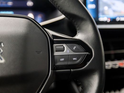 Peugeot 208 1.2 PureTech Sport (VIRTUAL COCKPIT, LEDER, APPLE CARPLAY, GROOT NAVI, GETINT GLAS, LM VELGEN, SP... ActivLease financial lease