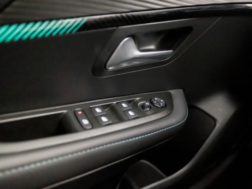 Peugeot 208 1.2 PureTech Sport (VIRTUAL COCKPIT, LEDER, APPLE CARPLAY, GROOT NAVI, GETINT GLAS, LM VELGEN, SP... ActivLease financial lease