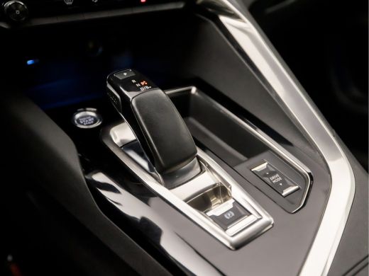 Peugeot 3008 1.6 HYbrid 225 GT Line 225Pk Automaat (APPLE CARPLAY, GROOT NAVI, LEDER, 360 CAMERA, KEYLESS, GET... ActivLease financial lease