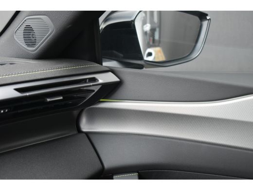 Peugeot 408 1.2 Hybrid 136 e-DCS6 GT | Achteruitrijcamera | Apple Carplay/Android Auto | Cruise control adapt... ActivLease financial lease