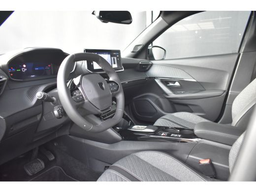 Peugeot e-2008 EV Allure 54 kWh 156pk 3 Fase | Navigatie | Adaptive Cruise | Keyless-Entry | Warmtepomp | Climat... ActivLease financial lease