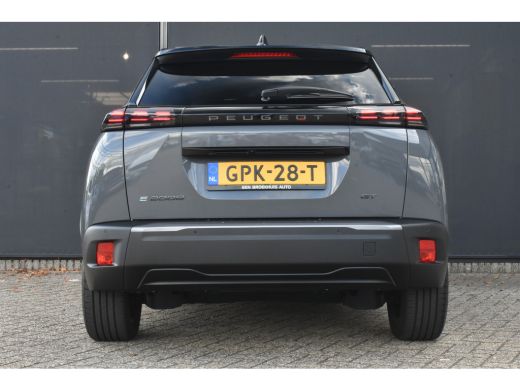 Peugeot e-2008 EV GT 54 kWh 156pk 3 Fase | Warmtepomp | Adaptive Cruise | 3D Navigatie | Sfeerverlichting | Driv... ActivLease financial lease