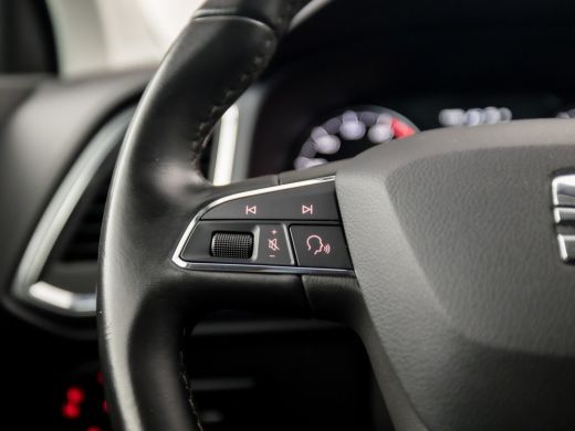 Seat Ateca 1.5 TSI Sport 150Pk Automaat (APPLE CARPLAY, GROOT NAVI, CLIMATE, CAMERA, SPORTSTOELEN, TREKHAAK,... ActivLease financial lease