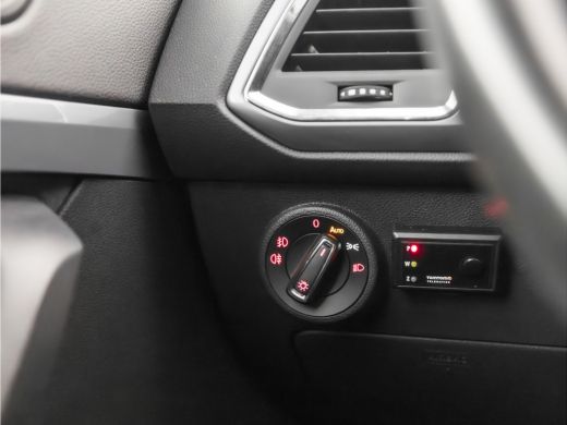 Seat Ateca 1.5 TSI Sport 150Pk Automaat (APPLE CARPLAY, GROOT NAVI, CLIMATE, CAMERA, SPORTSTOELEN, TREKHAAK,... ActivLease financial lease