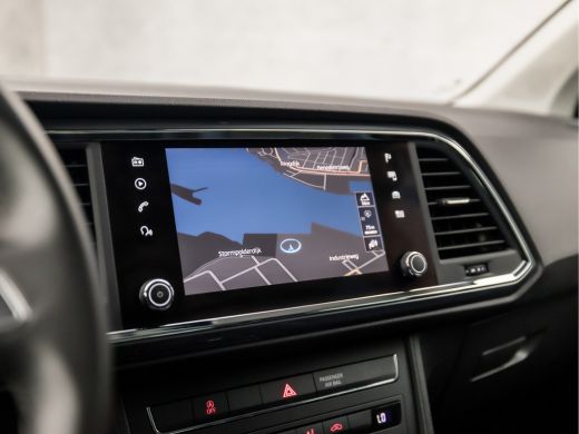 Seat Ateca 1.5 TSI Sport 150Pk Automaat (APPLE CARPLAY, GROOT NAVI, CLIMATE, CAMERA, SPORTSTOELEN, TREKHAAK,... ActivLease financial lease