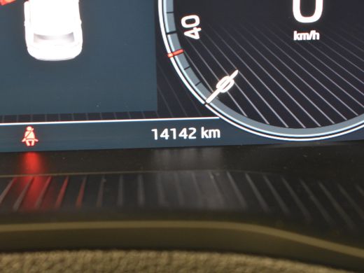 Skoda Karoq 1.5 TSI ACT Business Edition 150pk DSG/AUTO | Elektrisch glazen panorama-dak | Lichtmetalen velge... ActivLease financial lease