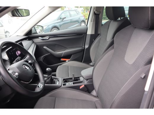 Skoda Octavia Combi 110PK 1.0 TSI Business Edition | Apple Carplay/Android Auto|telefoonintegratie premium | Cr... ActivLease financial lease