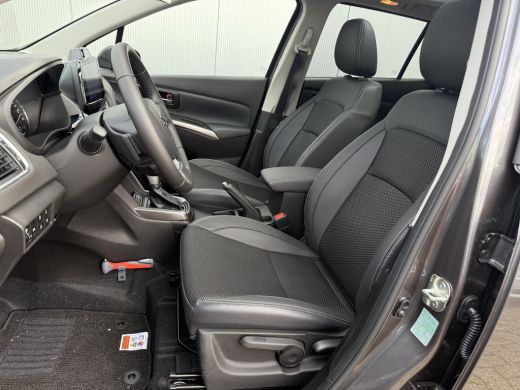 Suzuki S-Cross 1.4 Boosterjet Style Hybrid **NAVIGATIE/ TREKHAAK/ AUTOMAAT/ DODEHOEK DETECTIE/ 360 CAMERA** ActivLease financial lease