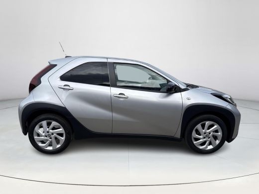 Toyota Aygo 1.0 VVT-i MT first **APPLE CARPLAY/ ADAPTIEVE CRUISE CONTROL/ LM VELGEN/ 36 MAANDEN GARANTIE** ActivLease financial lease