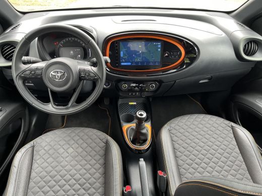 Toyota Aygo 1.0 VVT-i MT Premium | Navigatie | Apple CarPlay/Android auto | Achteruitrijcamera | Stoelverwarming ActivLease financial lease