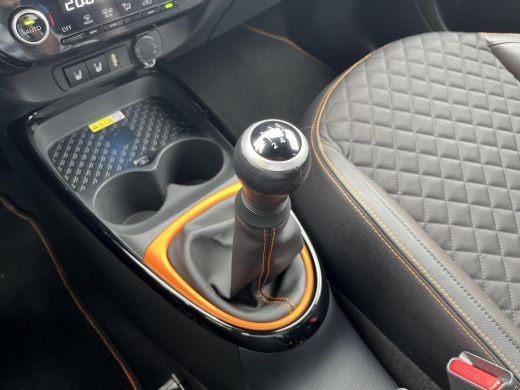 Toyota Aygo 1.0 VVT-i MT Premium | Navigatie | Apple CarPlay/Android auto | Achteruitrijcamera | Stoelverwarming ActivLease financial lease