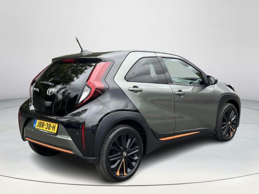 Toyota Aygo 1.0 VVT-i MT Premium | Navigatie | Apple CarPlay/Android auto | Achteruitrijcamera | Stoelverwarming ActivLease financial lease