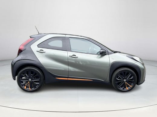 Toyota Aygo 1.0 VVT-i MT Premium | Navigatie | Apple CarPlay/Android auto | Achteruitrijcamera | Stoelverwarming ActivLease financial lease