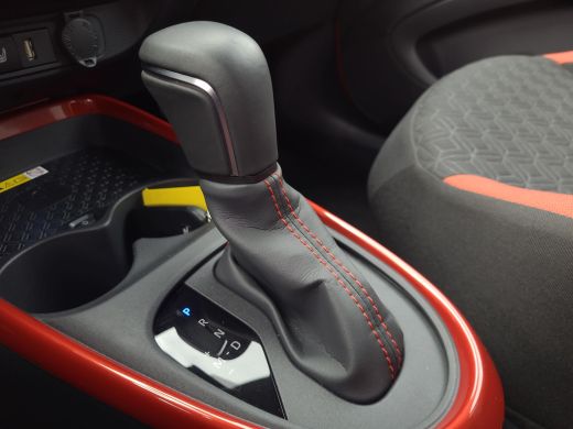 Toyota Aygo 1.0 VVT-i S-CVT Premium Automaat | Apple CarPlay | Cloud Navigatie | Rijklaarprijs incl. garantie | ActivLease financial lease