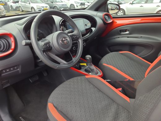 Toyota Aygo 1.0 VVT-i S-CVT Premium Automaat | Apple CarPlay | Cloud Navigatie | Rijklaarprijs incl. garantie | ActivLease financial lease
