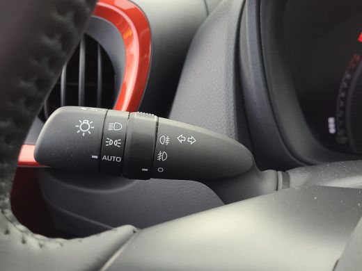 Toyota Aygo 1.0 VVT-i S-CVT Premium Automaat | Apple CarPlay | Cloud Navigatie | Rijklaarprijs incl. garantie | ActivLease financial lease