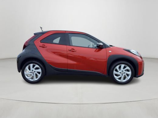 Toyota Aygo 1.0 VVT-i S-CVT Premium Automaat | Apple CarPlay | Cloud Navigatie | Rijklaarprijs incl. garantie | ActivLease financial lease
