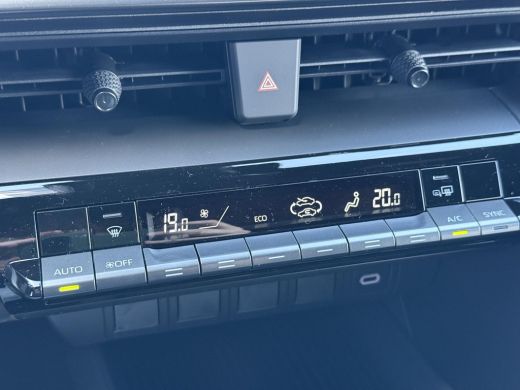 Toyota C-HR 1.8 Hybrid 140 Dynamic **NIEUWE AUTO/ DIRECT LEVERBAAR** ActivLease financial lease