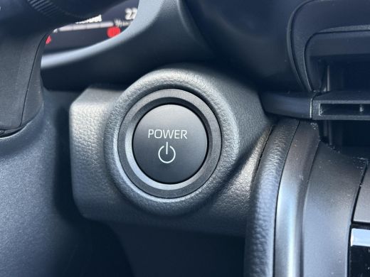 Toyota C-HR 1.8 Hybrid 140 Dynamic **NIEUWE AUTO/ DIRECT LEVERBAAR** ActivLease financial lease
