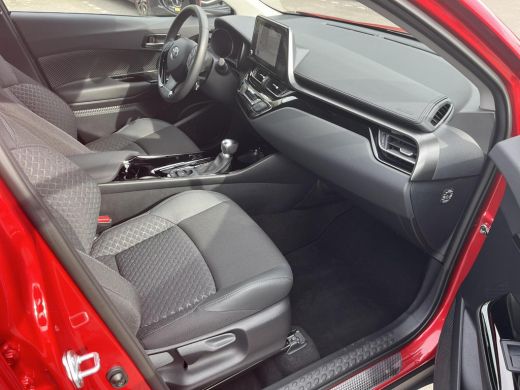 Toyota C-HR 1.8 Hybrid Dynamic | Navigatie | Apple CarPlay/Android auto | Achteruitrijcamera ActivLease financial lease