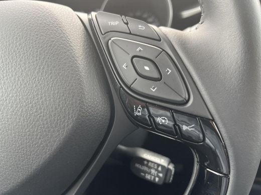 Toyota C-HR 1.8 Hybrid Dynamic | Navigatie | Apple CarPlay/Android auto | Achteruitrijcamera ActivLease financial lease