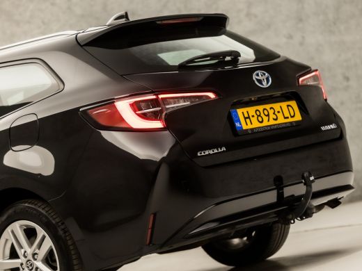 Toyota Corolla Touring Sports 1.8 Hybrid Sport Automaat (APPLE CARPLAY, NAVIGATIE, ADAPTIVE CRUISE, KEYLESS, SPORTSTOELEN, CAME... ActivLease financial lease