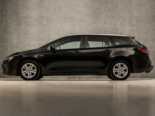 Toyota Corolla Touring Sports 1.8 Hybrid Sport Automaat (APPLE CARPLAY, NAVIGATIE, ADAPTIVE CRUISE, KEYLESS, SPORTSTOELEN, CAME... ActivLease financial lease