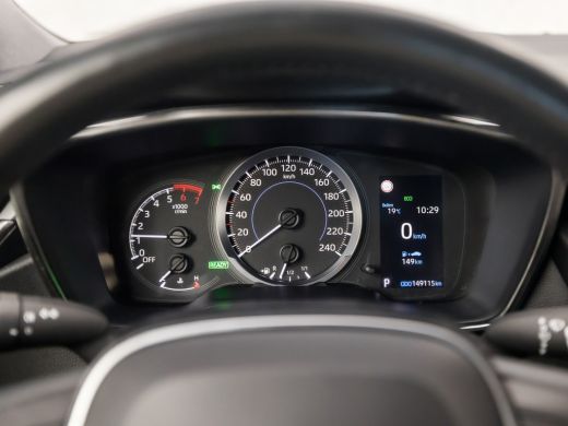Toyota Corolla Touring Sports 1.8 Hybrid Sport Automaat (APPLE CARPLAY, NAVIGATIE, ADAPTIVE CRUISE, KEYLESS, SPORTSTOELEN, CAME... ActivLease financial lease