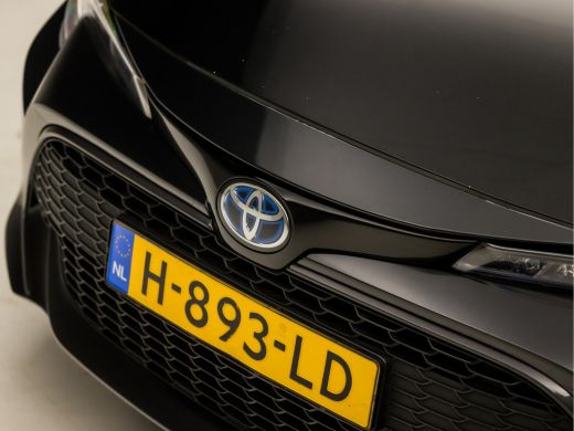 Toyota Corolla Touring Sports 1.8 Hybrid Sport Automaat (APPLE CARPLAY, NAVIGATIE, ADAPTIVE CRUISE, KEYLESS, SPORTSTOELEN, CAME... ActivLease financial lease