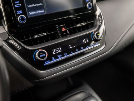 Toyota Corolla Touring Sports 1.8 Hybrid Sport Automaat (APPLE CARPLAY, NAVIGATIE, ADAPTIVE CRUISE, KEYLESS, SPORTSTOELEN, CAME... ActivLease financial lease