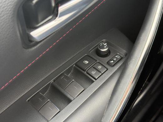 Toyota Corolla Touring Sports 1.8 Hybrid Style **NAVIGATIE/ ELEKTRISCHE ACHTERKLEP/ DODEHOEK DETECTIE/ STOELVERWARMING/ 36 MAAN... ActivLease financial lease