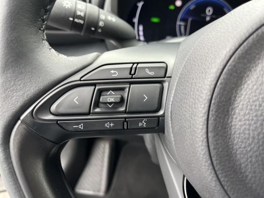 Toyota Yaris Cross 1.5 Hybrid 115 First Edition | Navigatie | Achteruitrijcamera | Stuurverwarming | Stoelverwarming ActivLease financial lease