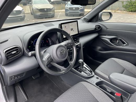 Toyota Yaris Cross 1.5 Hybrid 115 First Edition | Navigatie | Achteruitrijcamera | Stuurverwarming | Stoelverwarming ActivLease financial lease