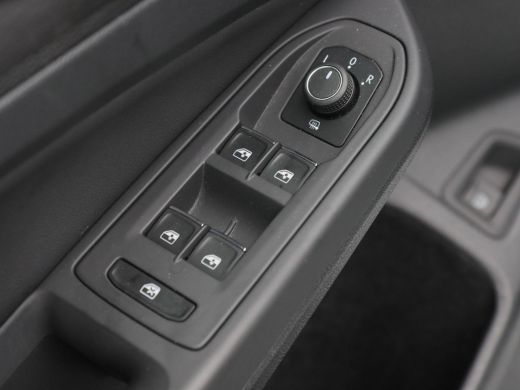 Volkswagen Golf 1.4 eHybrid GTE | Full LED | Panorama Dak | Carplay | Climate Control | Parkeersensoren | Stoel V... ActivLease financial lease