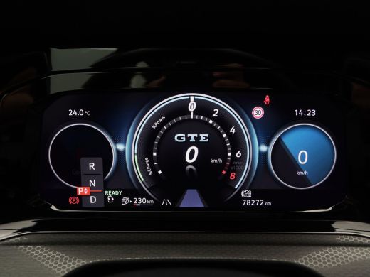 Volkswagen Golf 1.4 eHybrid GTE | Full LED | Panorama Dak | Carplay | Climate Control | Parkeersensoren | Stoel V... ActivLease financial lease