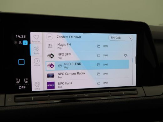 Volkswagen Golf 1.4 eHybrid GTE | Full LED | Panorama Dak | Carplay | Climate Control | Parkeersensoren | Stoel V... ActivLease financial lease