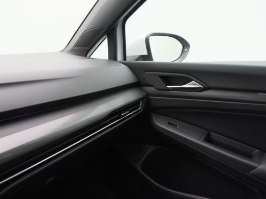 Volkswagen Golf 1.4 eHybrid GTE | Full LED | Panorama Dak | Carplay | Climate Control | Parkeersensoren | Stoel V... ActivLease financial lease