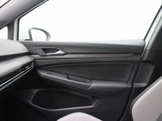 Volkswagen Golf 1.4 eHybrid GTE | Full LED | Panorama Dak | Carplay | Climate Control | Parkeersensoren | Stoel V... ActivLease financial lease